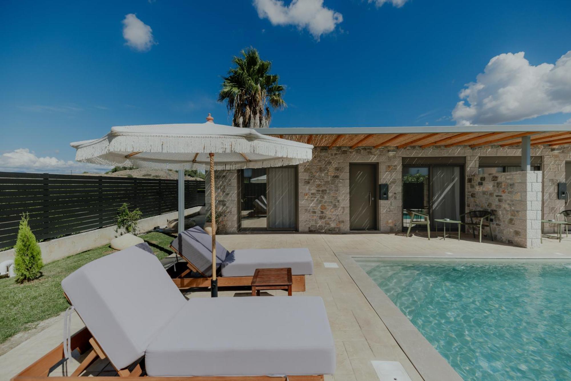 Niama Luxury Apartments Nafplio Bagian luar foto