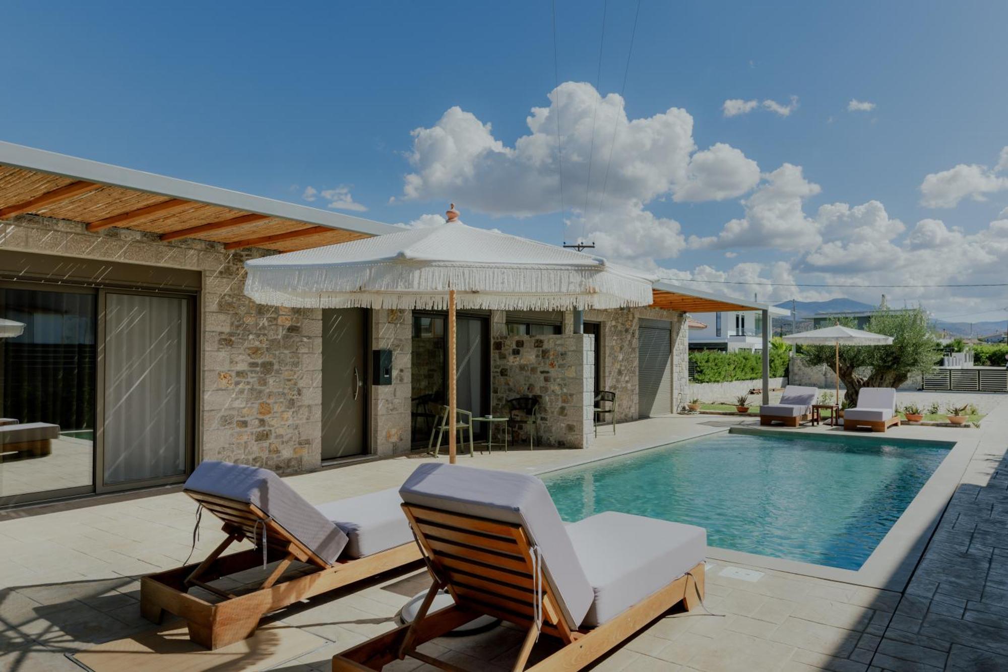 Niama Luxury Apartments Nafplio Bagian luar foto